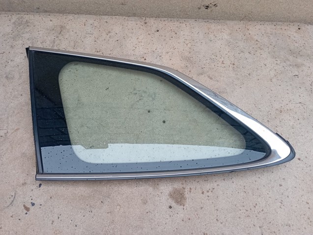 Стекло багажного отсека, левое 65209AJ010 SUBARU