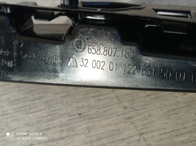 658807183 VAG Направляющая переднего бампера левая купить в Ирпень