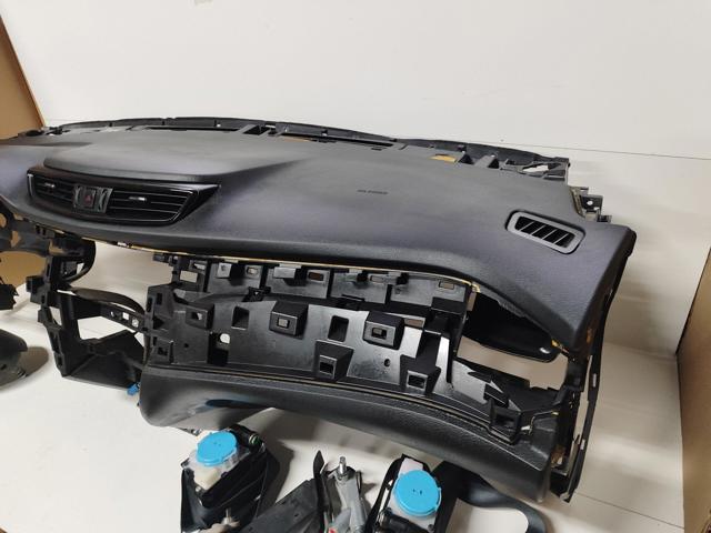 NISSAN 682004CC0A Панель салона передняя "торпедо" в наличии Украина