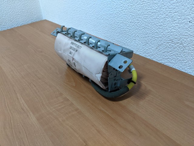 NISSAN 682109U10B Молдинг (накладка) приборной панели "торпедо" правый в наличии Чернигов