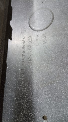 VAG 6F0807221D Передний бампер в наличии Полтава