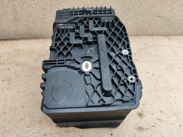 LAND ROVER 6G9N10757AF в наличии Сумы