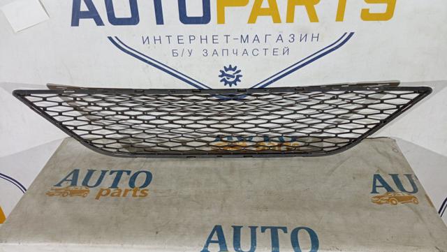 6J0853667 Решетка бампера купить Киев