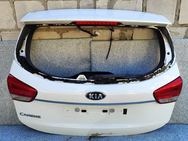 Дверь 5 73700A4040 HYUNDAI