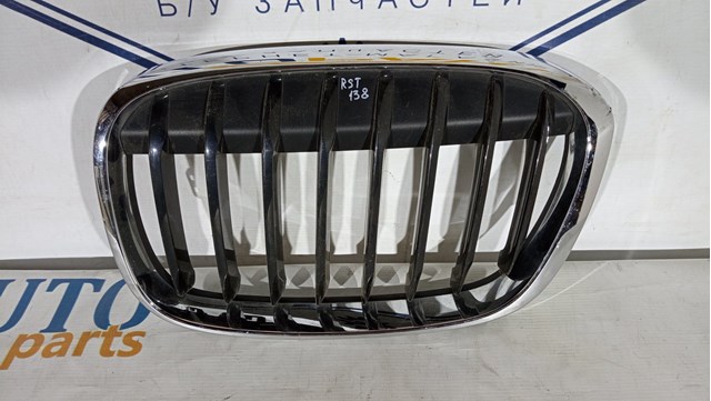 Решетка радиатора левая 7383363 BMW