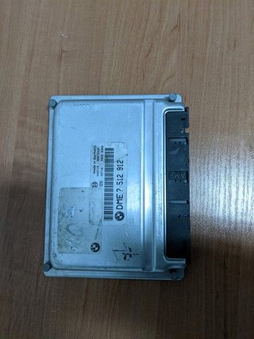Компьютер двигателя 7512912 BMW