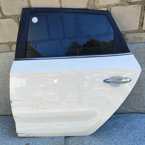 Дверь пассажирская задняя левая 77003A4000 HYUNDAI