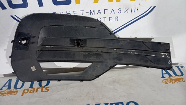 7LA807489 VAG Решетка бампера переднего левая купить в Киев