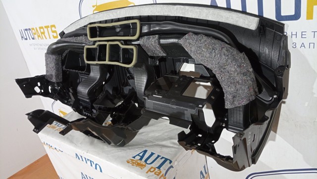 MITSUBISHI 8000B003XA Панель салона передняя "торпедо" в наличии Львов