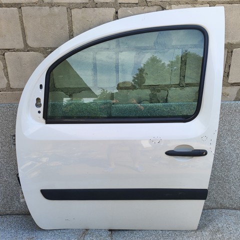 Двери кабины 801015880R RENAULT