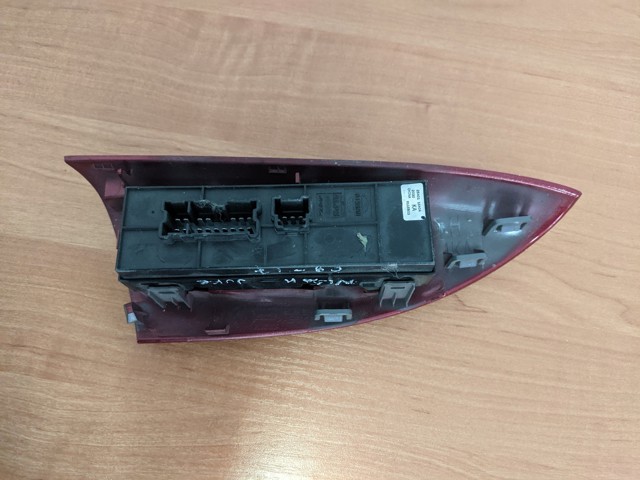 809611KM0A NISSAN купить в Ужгород