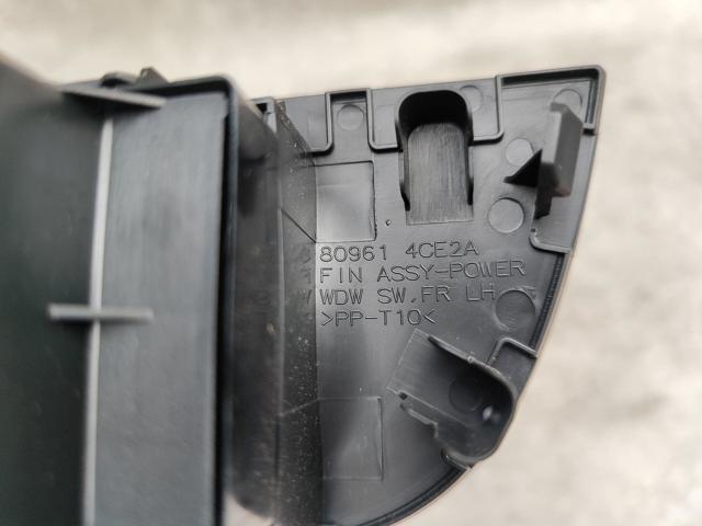 809614CE2A NISSAN купить в Ровно