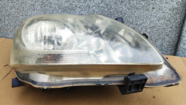 811300F090 TOYOTA Фара правая купить в Кривой Рог