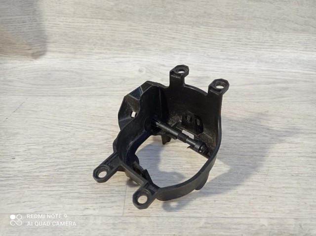 TOYOTA 8122002110 Фара противотуманная левая в наличии Ужгород