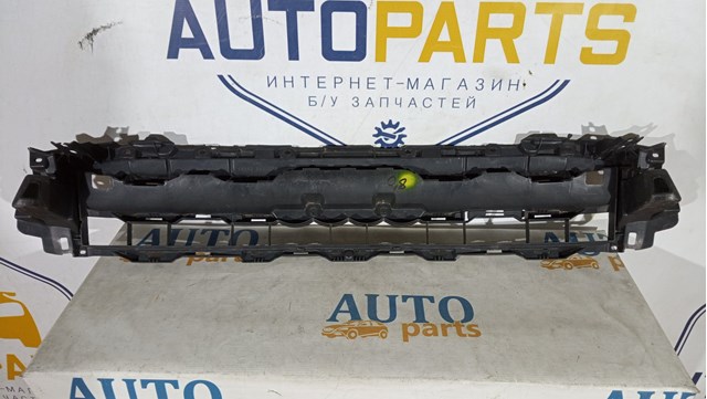 81A853037D VAG Кронштейн решетки радиатора купить в Николаев
