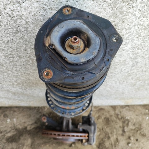 8200755590 RENAULT Цапфа передняя правая купить в Ровно