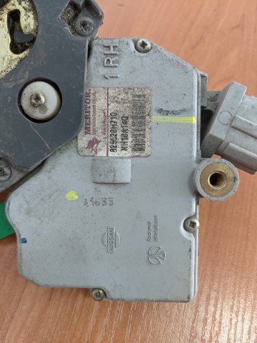 NISSAN 825528H710 в наличии Чернигов