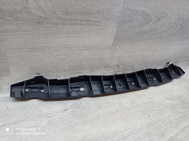 RENAULT 850420008R Кронштейн бампера заднего центральный в наличии Полтава