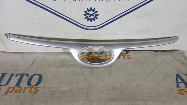 Молдинг решетки радиатора 863620X000 HYUNDAI