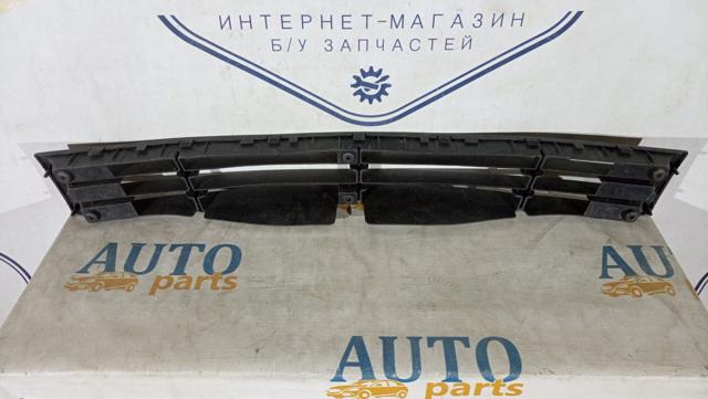 8656105600 Решетка бампера переднего центральная купить Хмельницкий