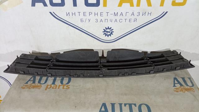 HYUNDAI 8656105600 Решетка бампера переднего центральная в наличии Украина
