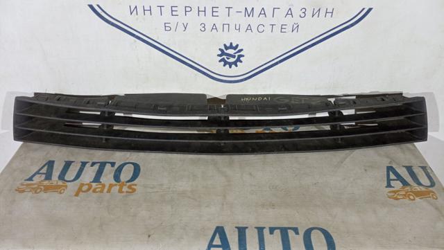 Решетка бампера переднего центральная 8656105600 HYUNDAI