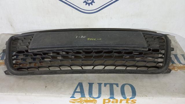 865612L010 HYUNDAI Решетка радиатора купить в Кривой Рог