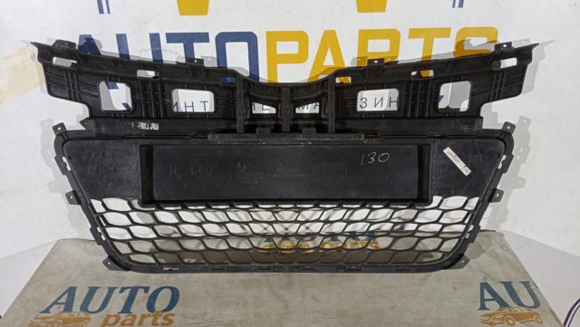 HYUNDAI 865612R000 Решетка бампера переднего в наличии Киев