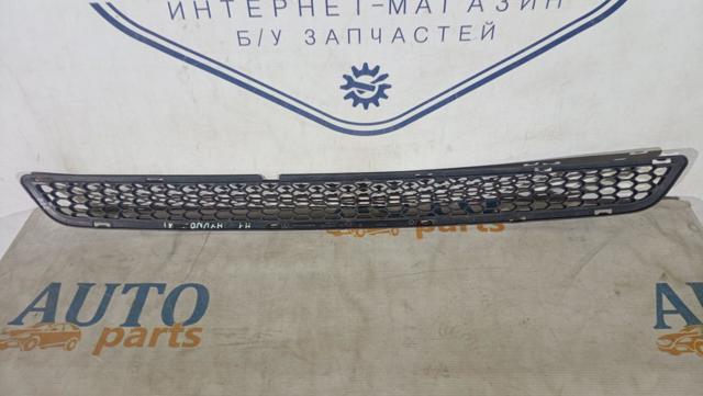 HYUNDAI 865804H000 Решетка бампера переднего верхняя в наличии Павлоград