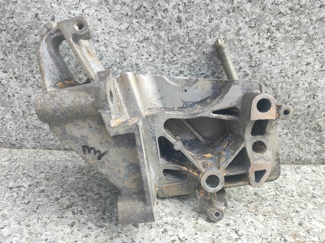 FORD 8A6G6F001DC в наличии Киев
