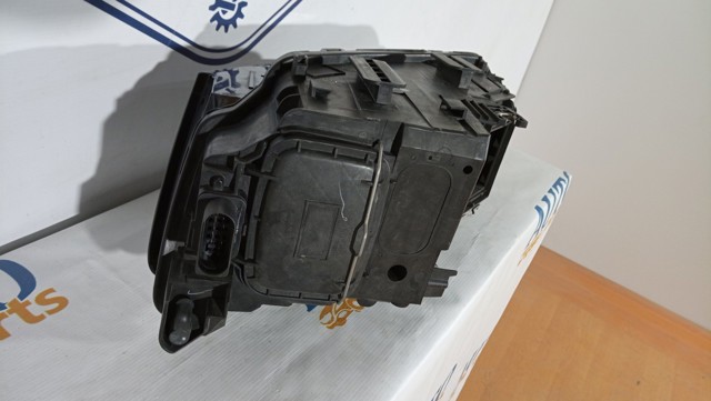 VAG 8R0941004AF в наличии Кривой Рог