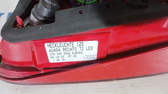 8T0945094A VAG Фонарь задний правый внутренний купить в Николаев