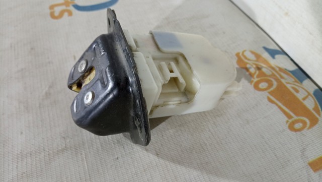 90502CA00C NISSAN Замок багажника купить в Николаев