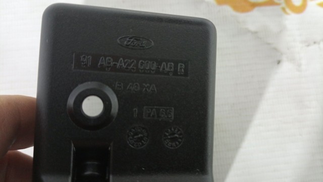 FORD 91ABA22600AB Ручка двери задней (распашной) правая внутренняя в наличии Львов