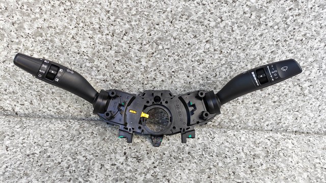 Переключатель подрулевой, правый 93403D4910 HYUNDAI