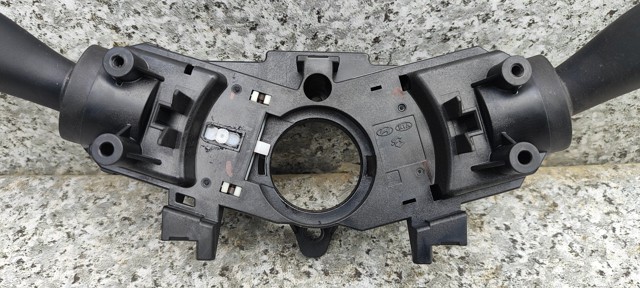 HYUNDAI 93404Q4960 Переключатель подрулевой, в сборе в наличии Ровно