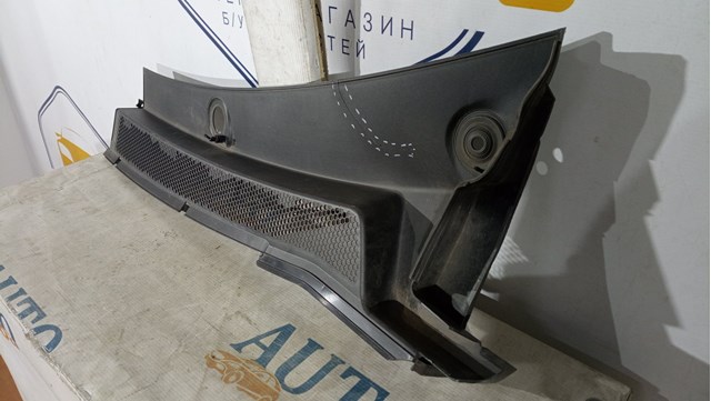 Решетка дворников, левая 98101165XT PEUGEOT