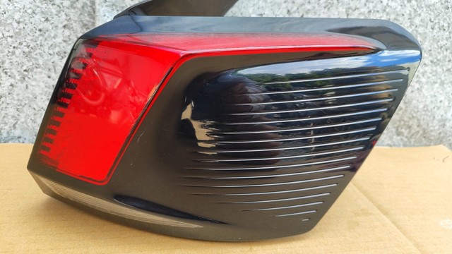 PEUGEOT 9810477080 Фонарь задний правый внешний в наличии Запорожье