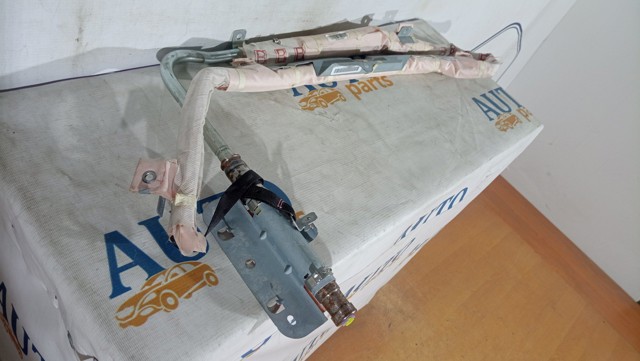 985P19U000 NISSAN купить в Украина