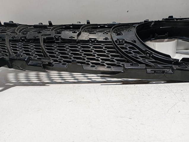 MERCEDES A1768881760 Решетка радиатора в наличии Хмельницкий