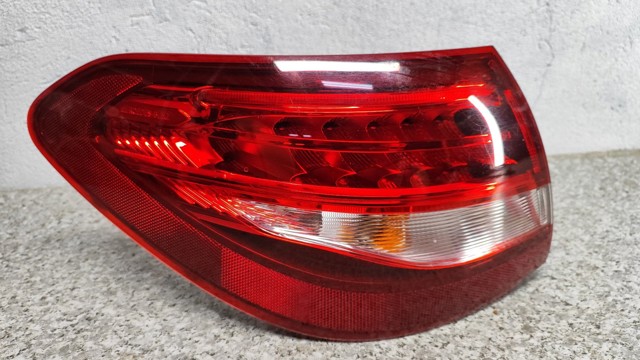 Задний левый стоп A2059060557 MERCEDES