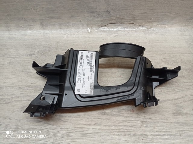 MERCEDES A2138854001 Кронштейн бампера заднего правый в наличии Ровно