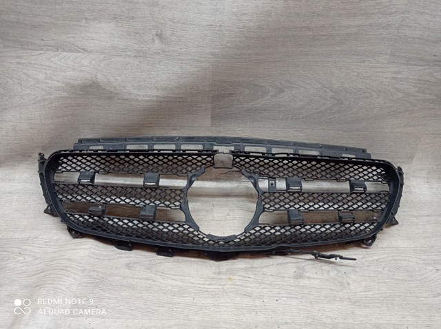 Облицовка радиатора A2138880223 MERCEDES
