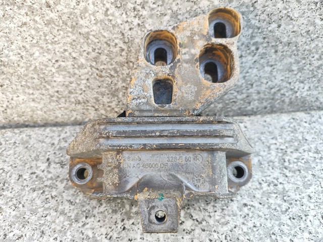 Гидроопора двигателя левая A2462400617 MERCEDES