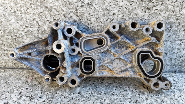  Корпус масляного фильтра A6511801210 MERCEDES