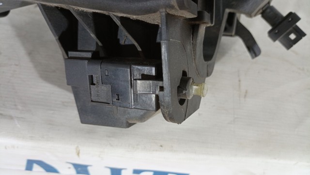 MERCEDES A9012902416 Педаль сцепления в наличии Винница
