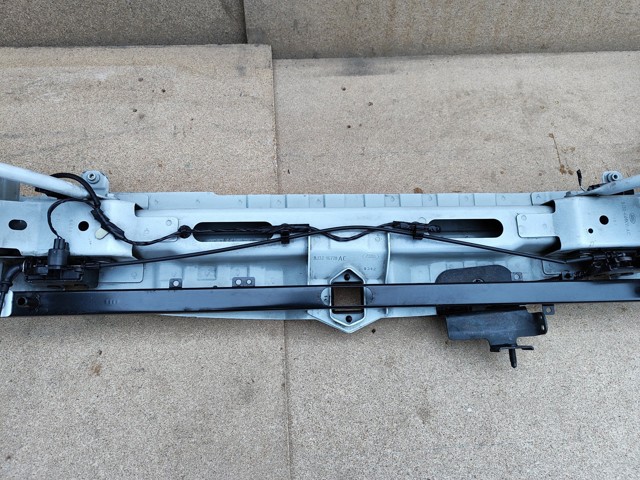 BJ3200208 LAND ROVER купить в Днепр