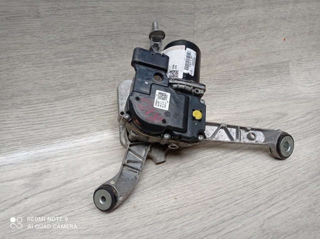 FORD FT4B17504AE Мотор стеклоочистителя лобового стекла левый в наличии Хмельницкий