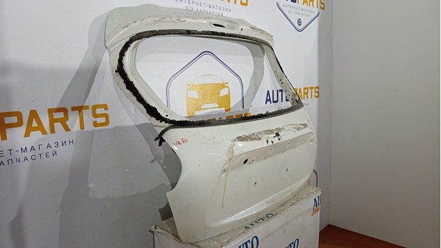 NISSAN K01001KAAE Дверь задняя (багажная 3/5-я (ляда) в наличии Каменское