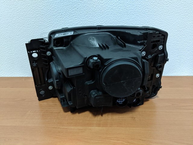LR052376 Правая фара купить Тернополь